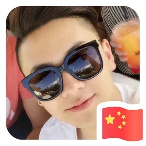 Meet your Posher, Hao